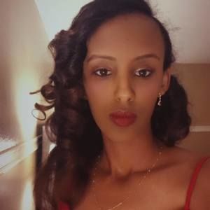 Meet your Posher, Elizabeth